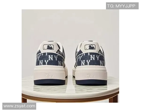 足球明星的时尚选择：板鞋如何成为球场外的潮流标志